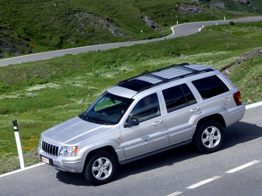  Jeep Grand Cherokee Overland 2002 года  (фото 8 из 16)